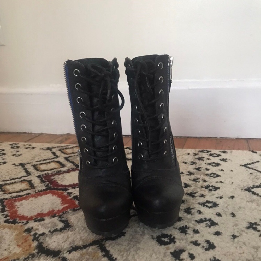 Ankle boots - Picture 3 of 4